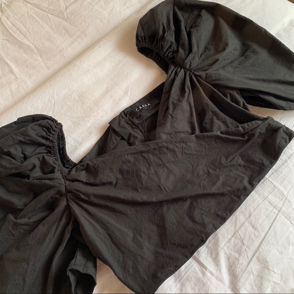 NWOT Black Puff Sleeve Crop Top